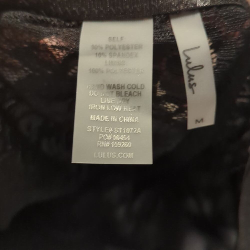 Lulu's Black Lace Sheer Floral Bodysuit - M - Picture 7 of 9